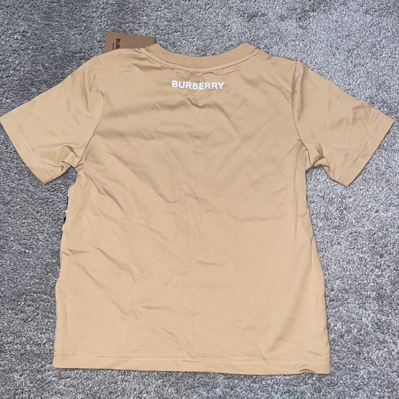 Burberry tshirt - Picture 4 of 4